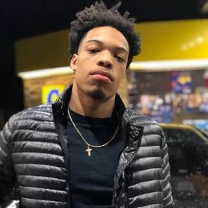 Meet your Posher, Emmanuel